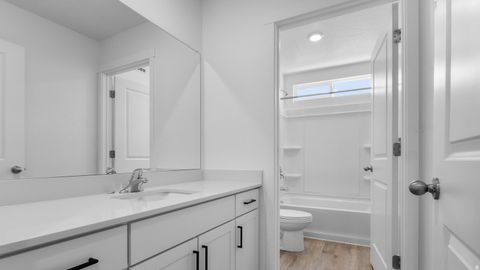 Tiny photo for 1563 E 960 N #200, Salem, UT 84653 (MLS # 2127343)