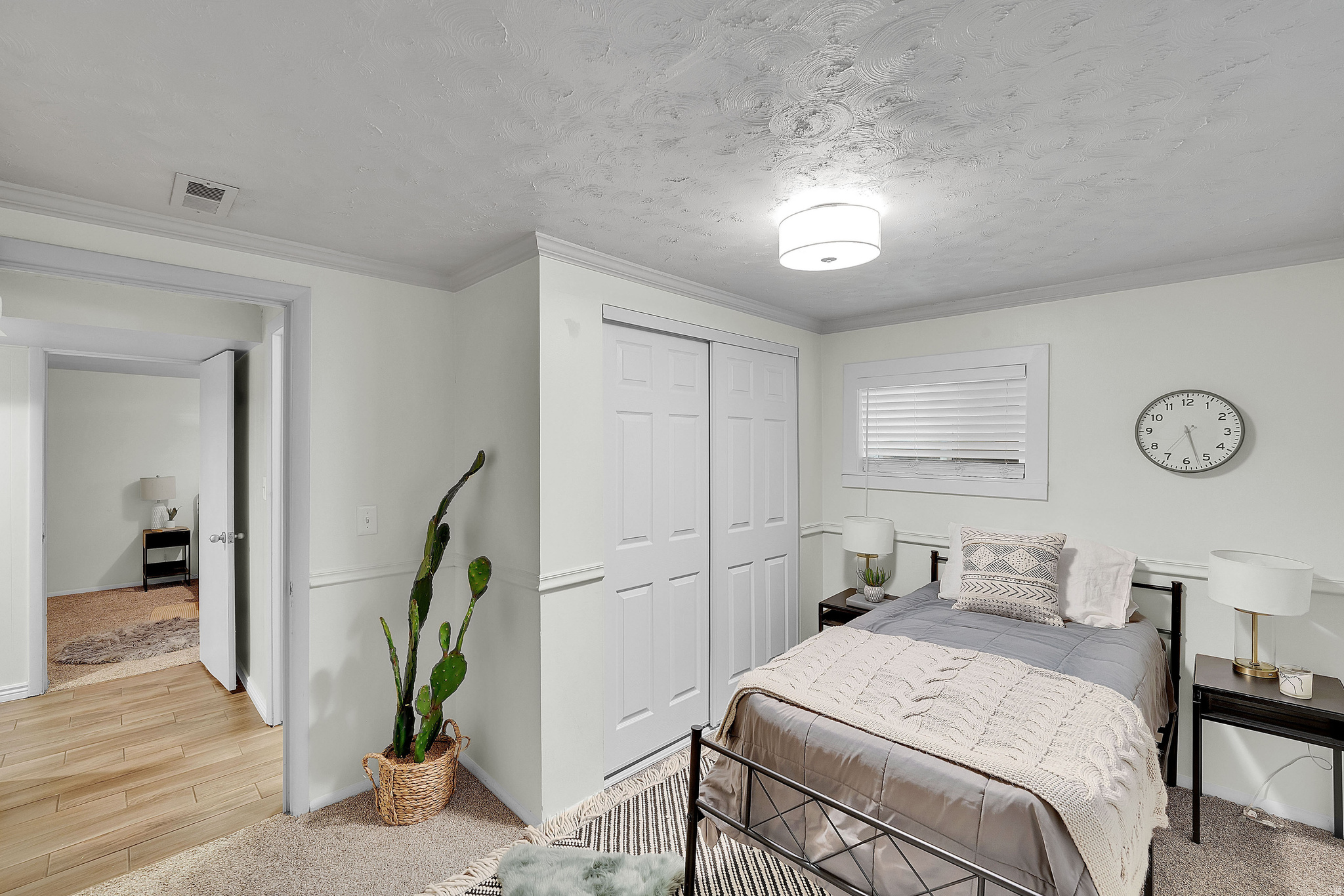 HOLLADAY HILLS - Residential