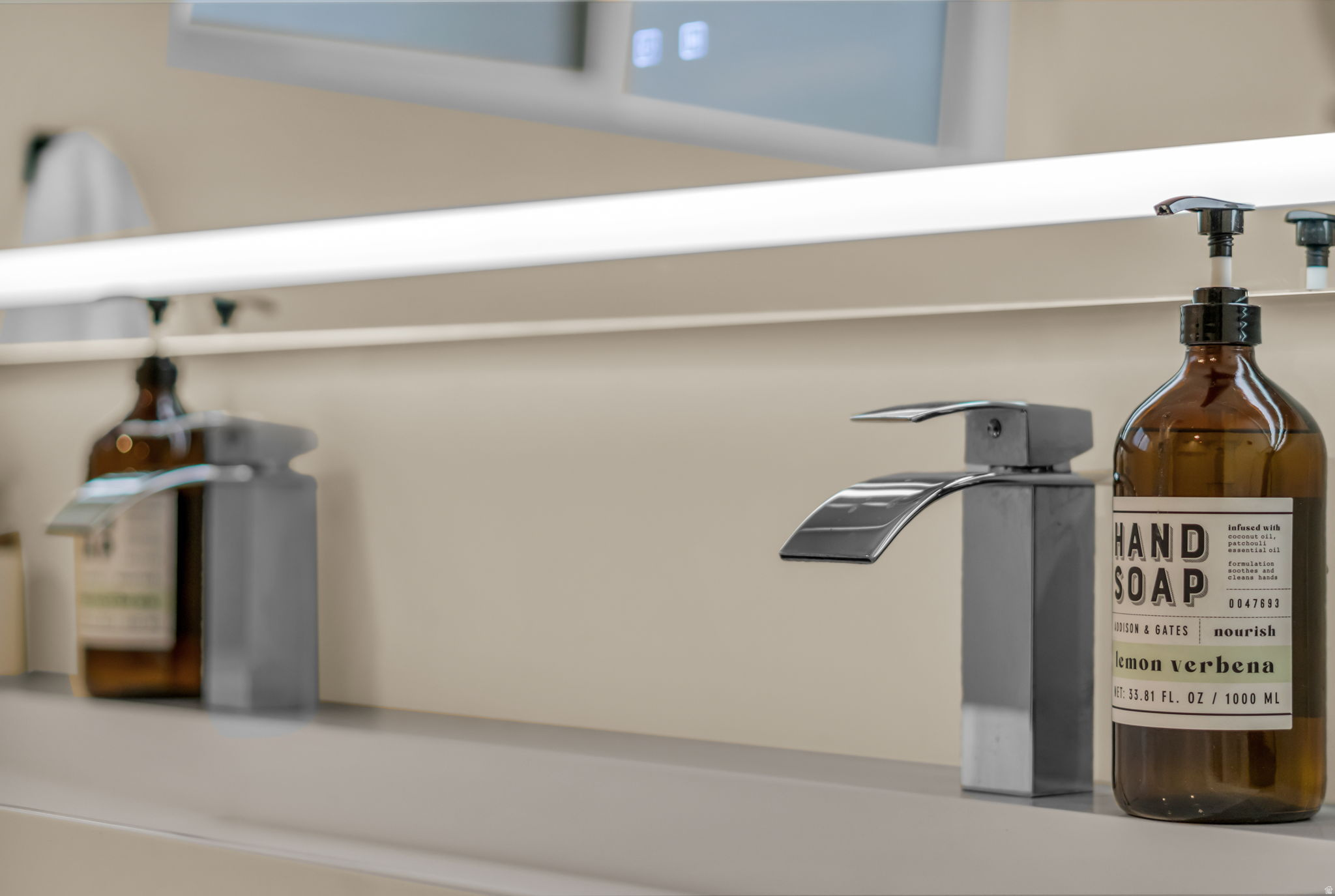 HOLLADAY HILLS - Residential