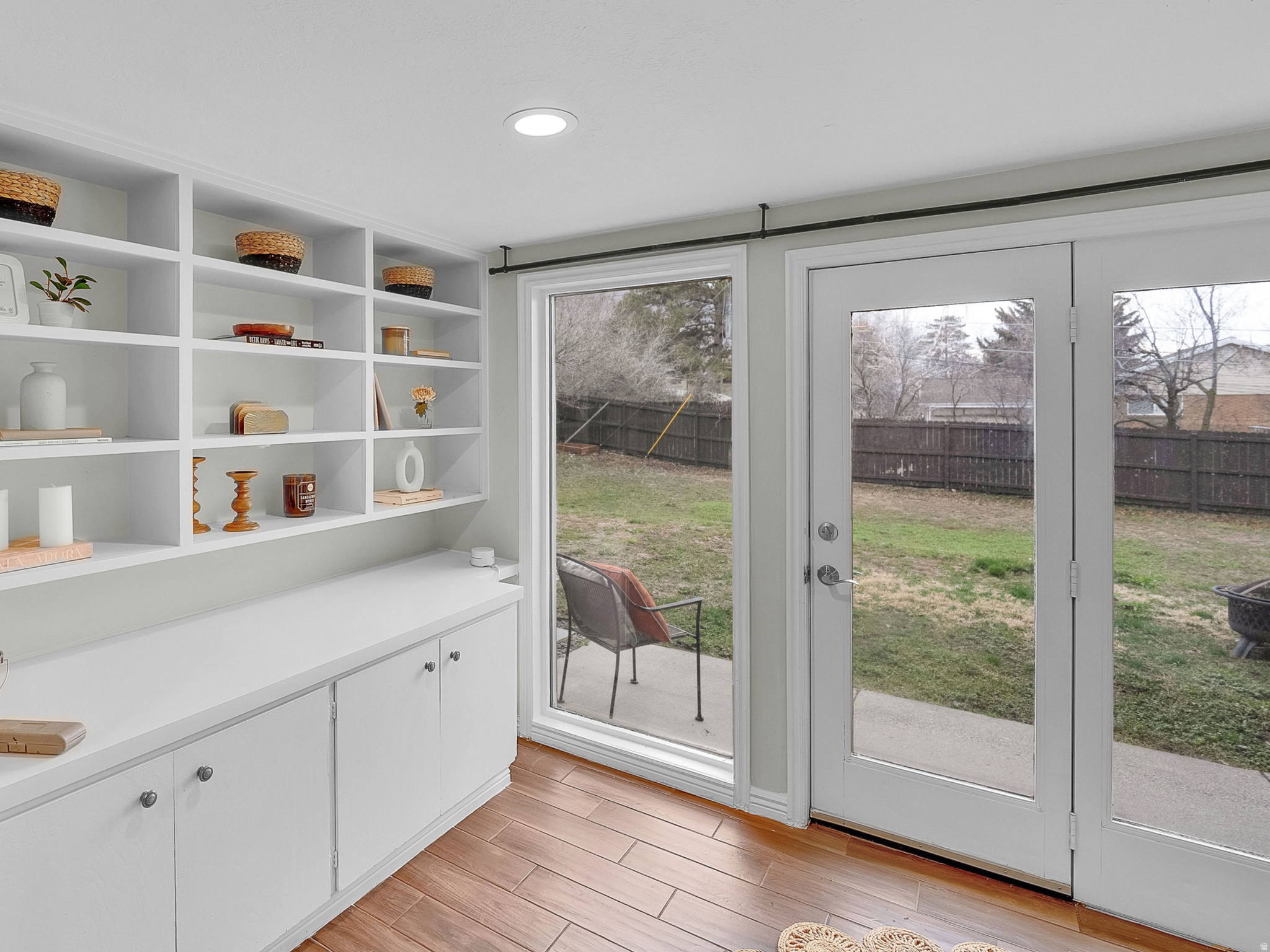 HOLLADAY HILLS - Residential