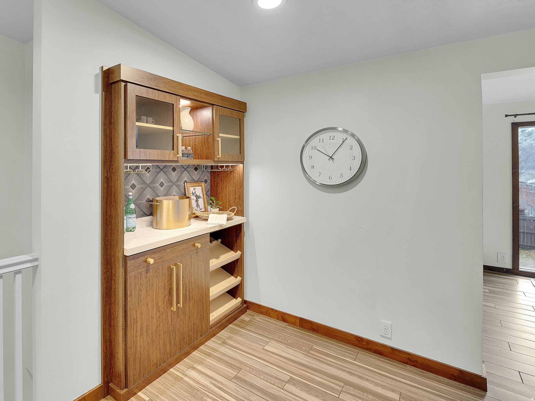 HOLLADAY HILLS - Residential