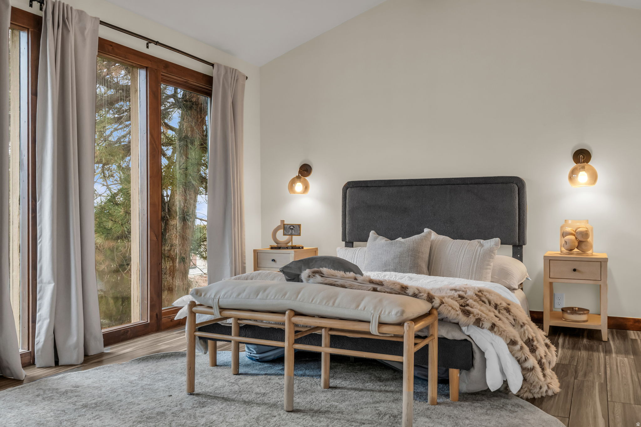 HOLLADAY HILLS - Residential