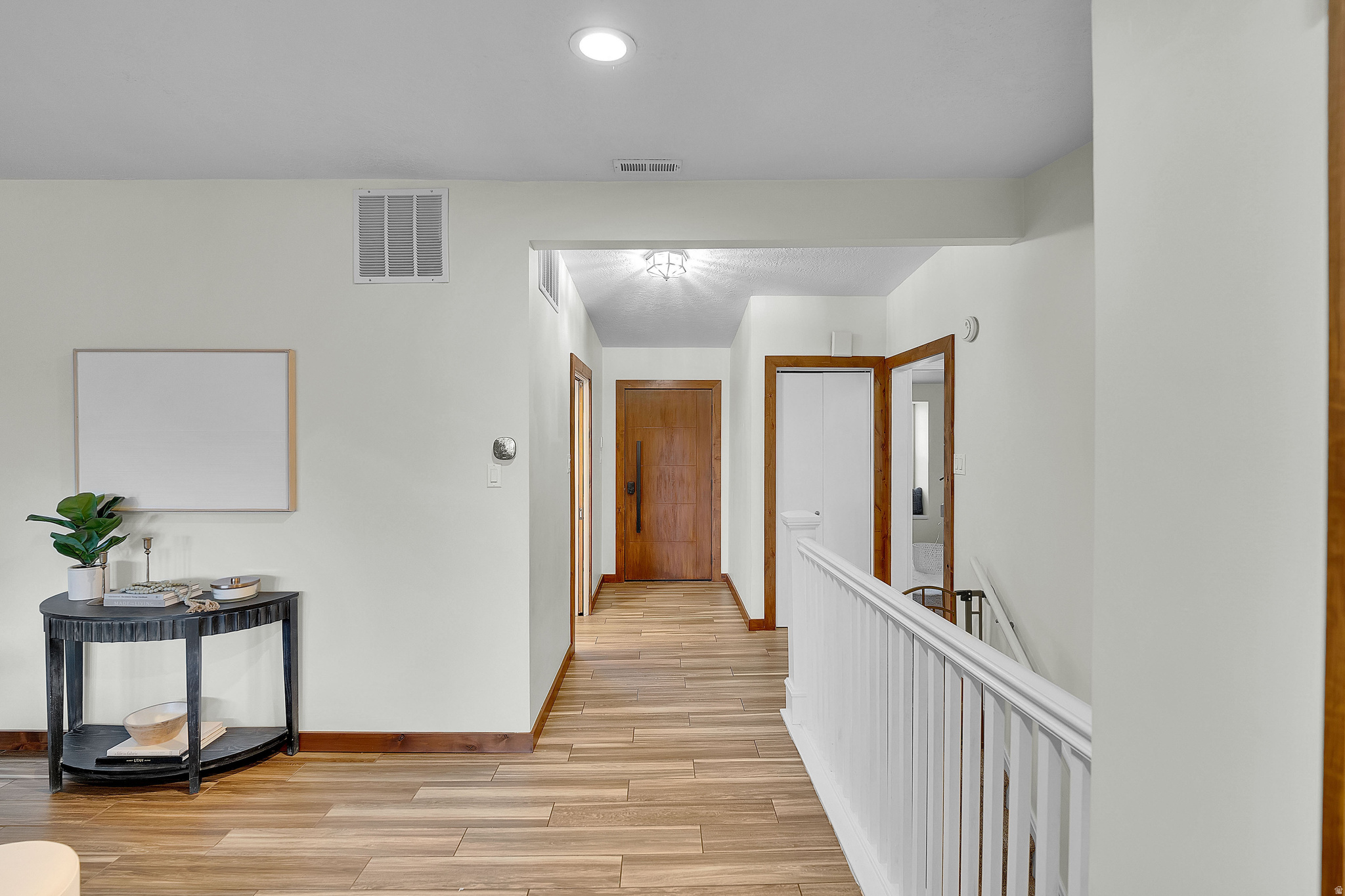 HOLLADAY HILLS - Residential