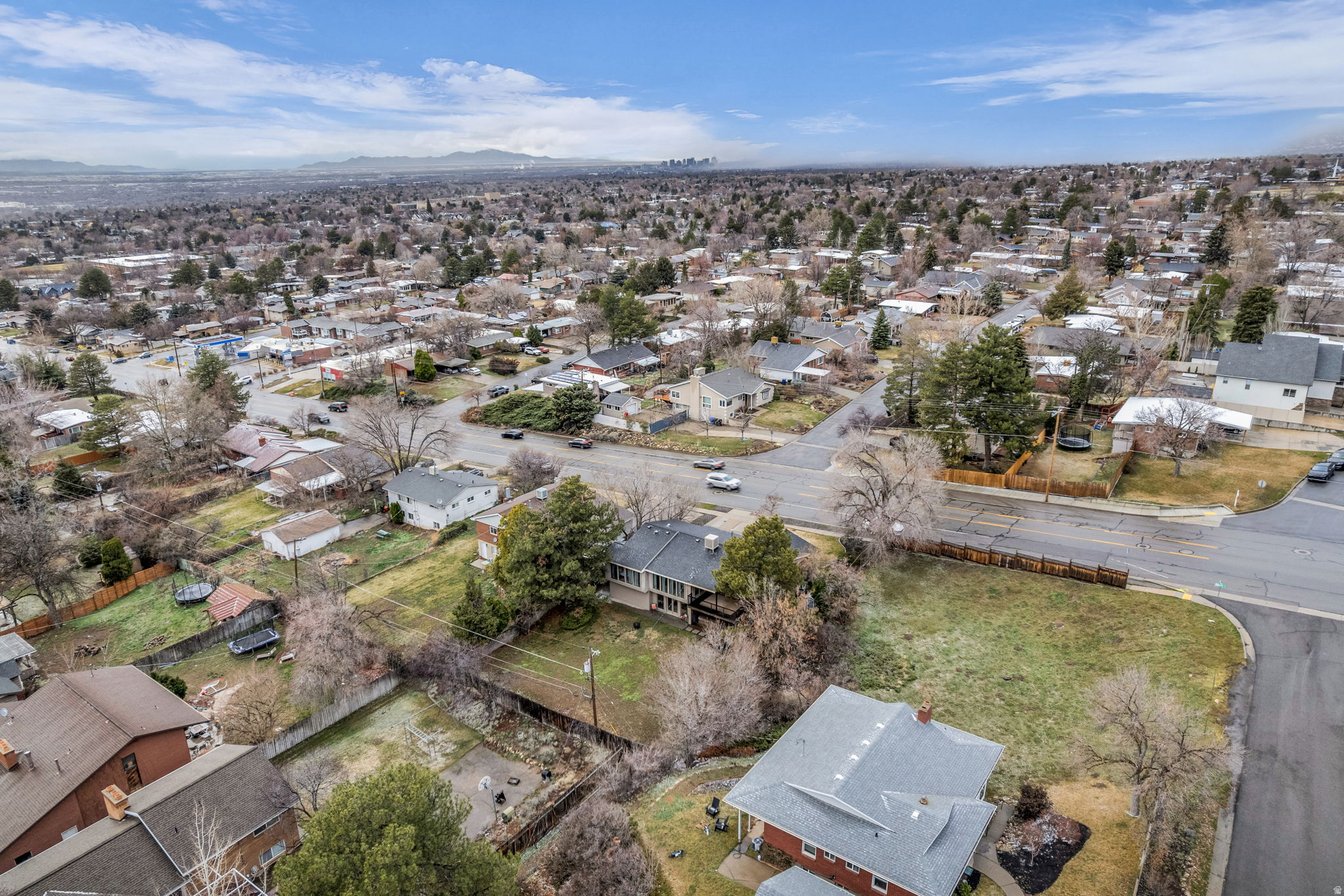 HOLLADAY HILLS - Residential