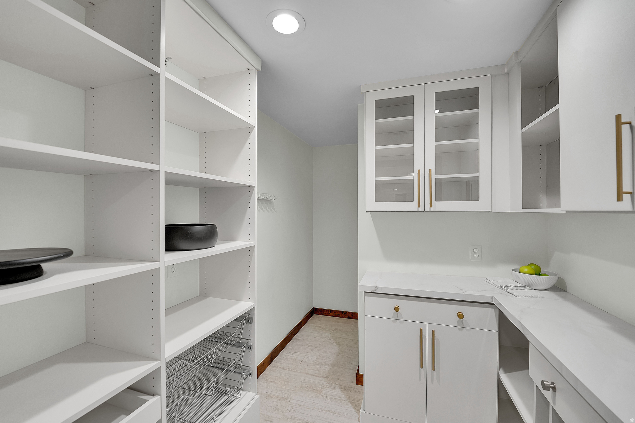 HOLLADAY HILLS - Residential