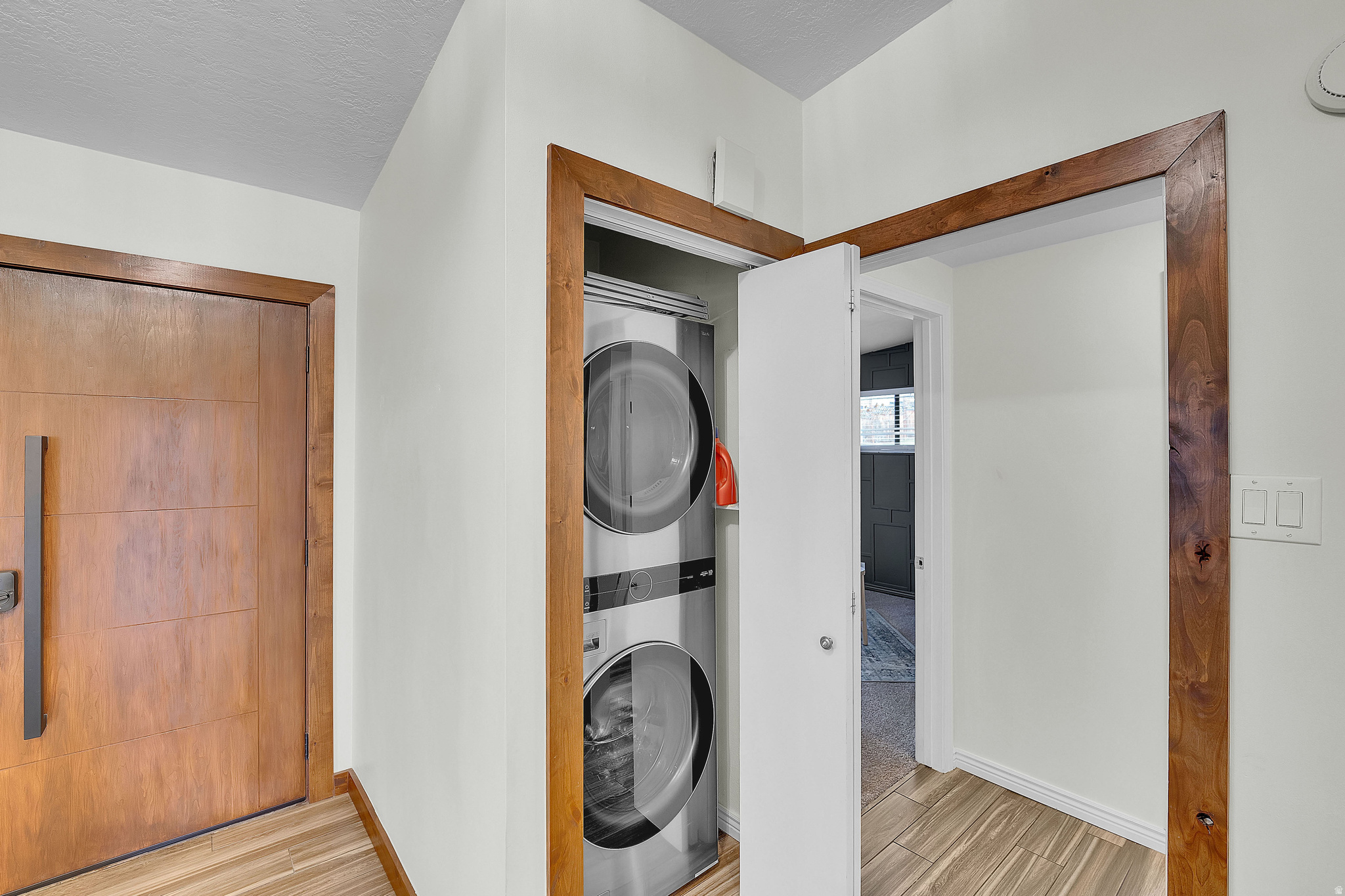 HOLLADAY HILLS - Residential