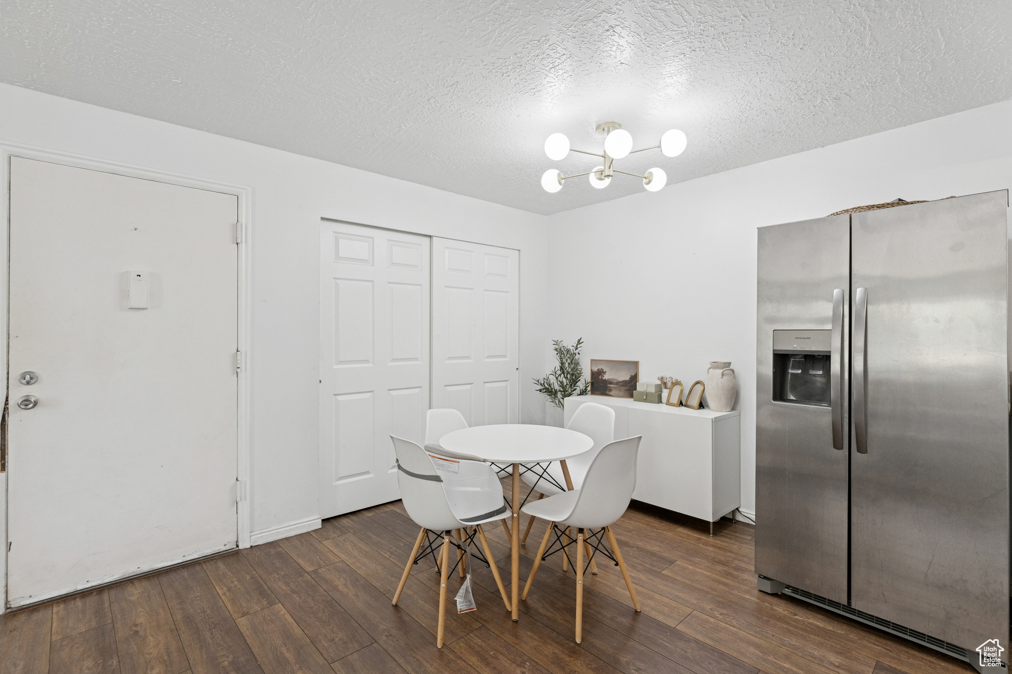 SHERWOOD OAKS CONDOM - Residential