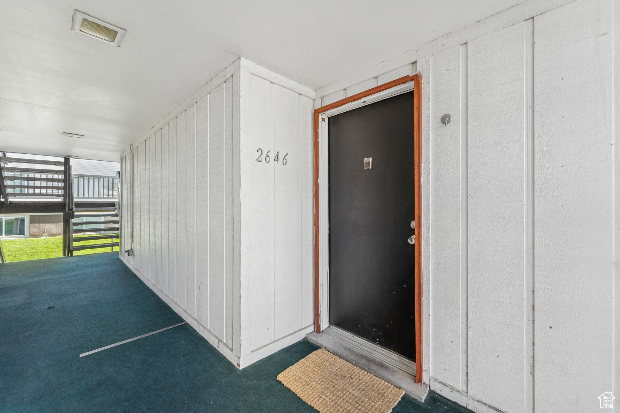 SHERWOOD OAKS CONDOM - Residential