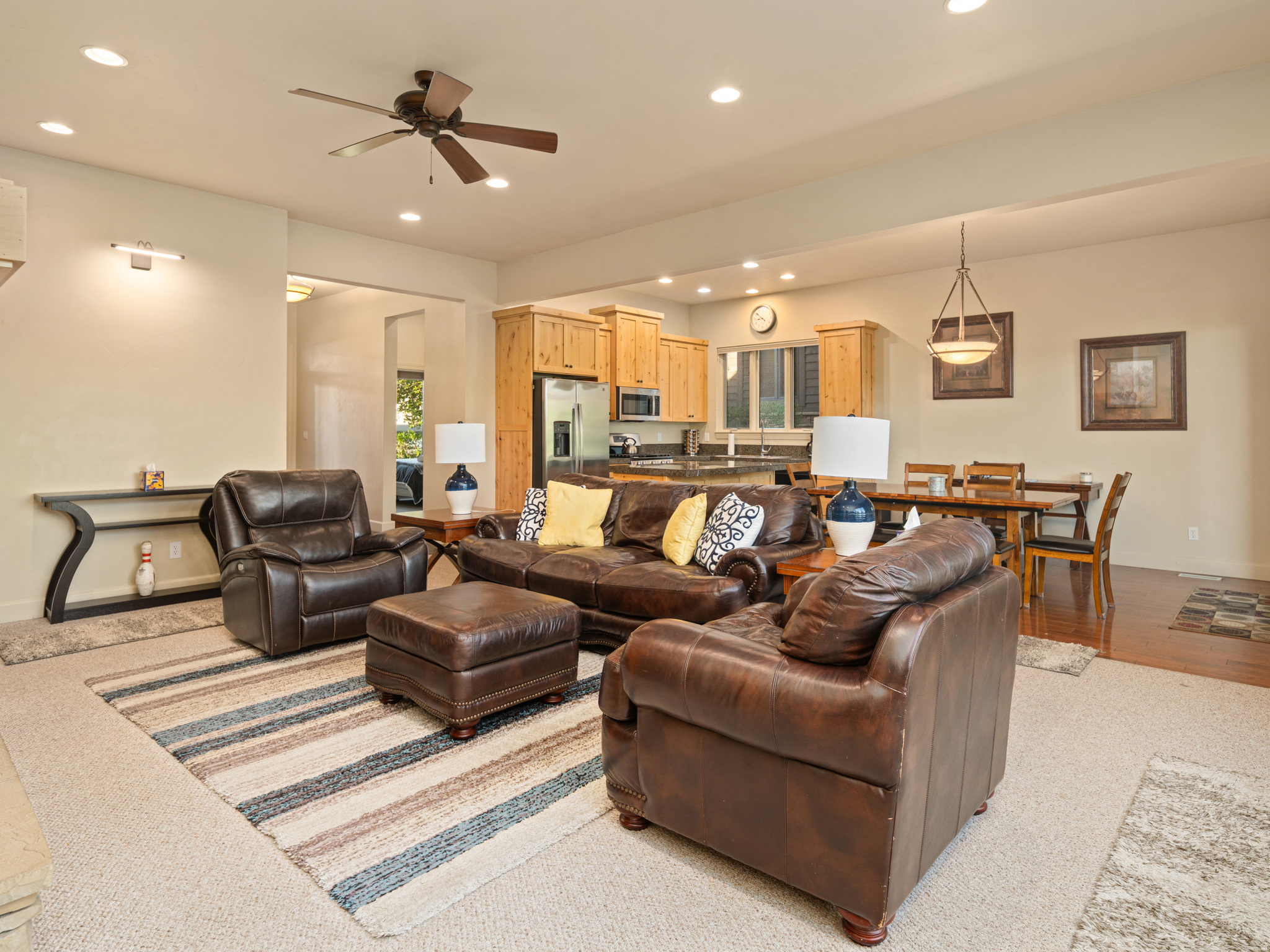 TRAPPERS RIDGE - Residential