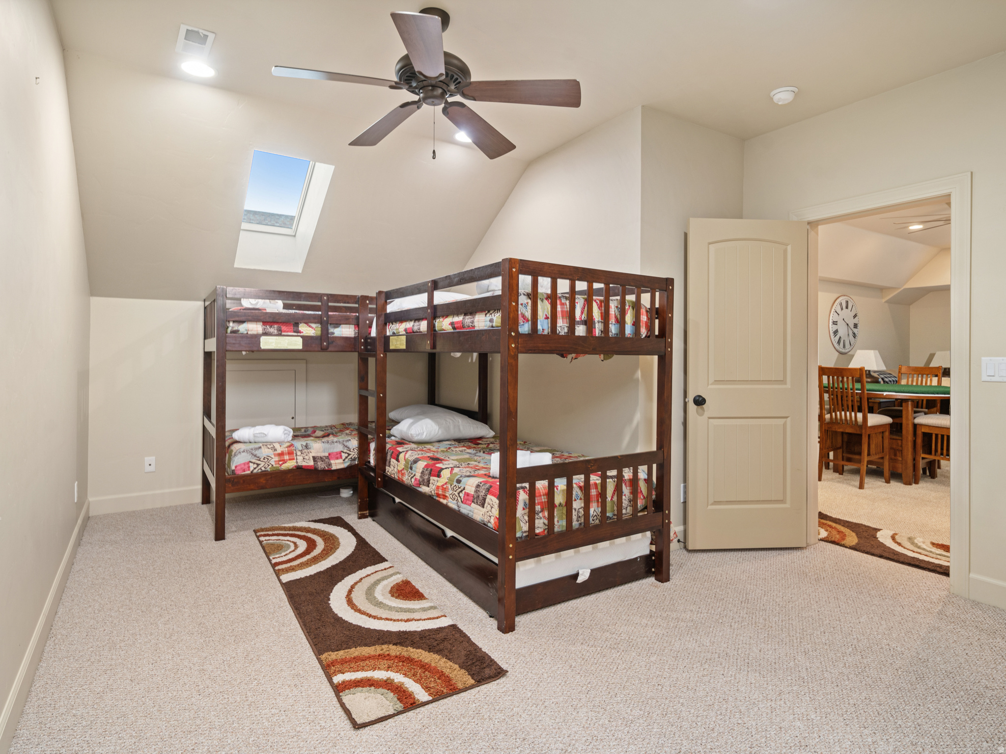 TRAPPERS RIDGE - Residential