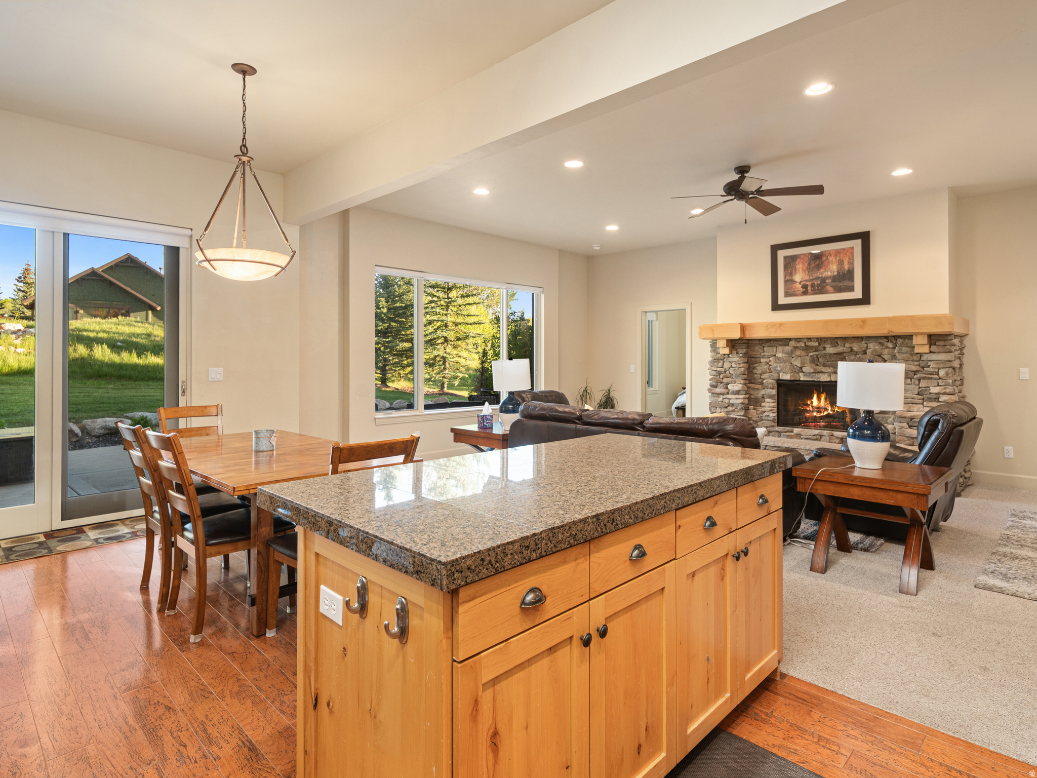 TRAPPERS RIDGE - Residential