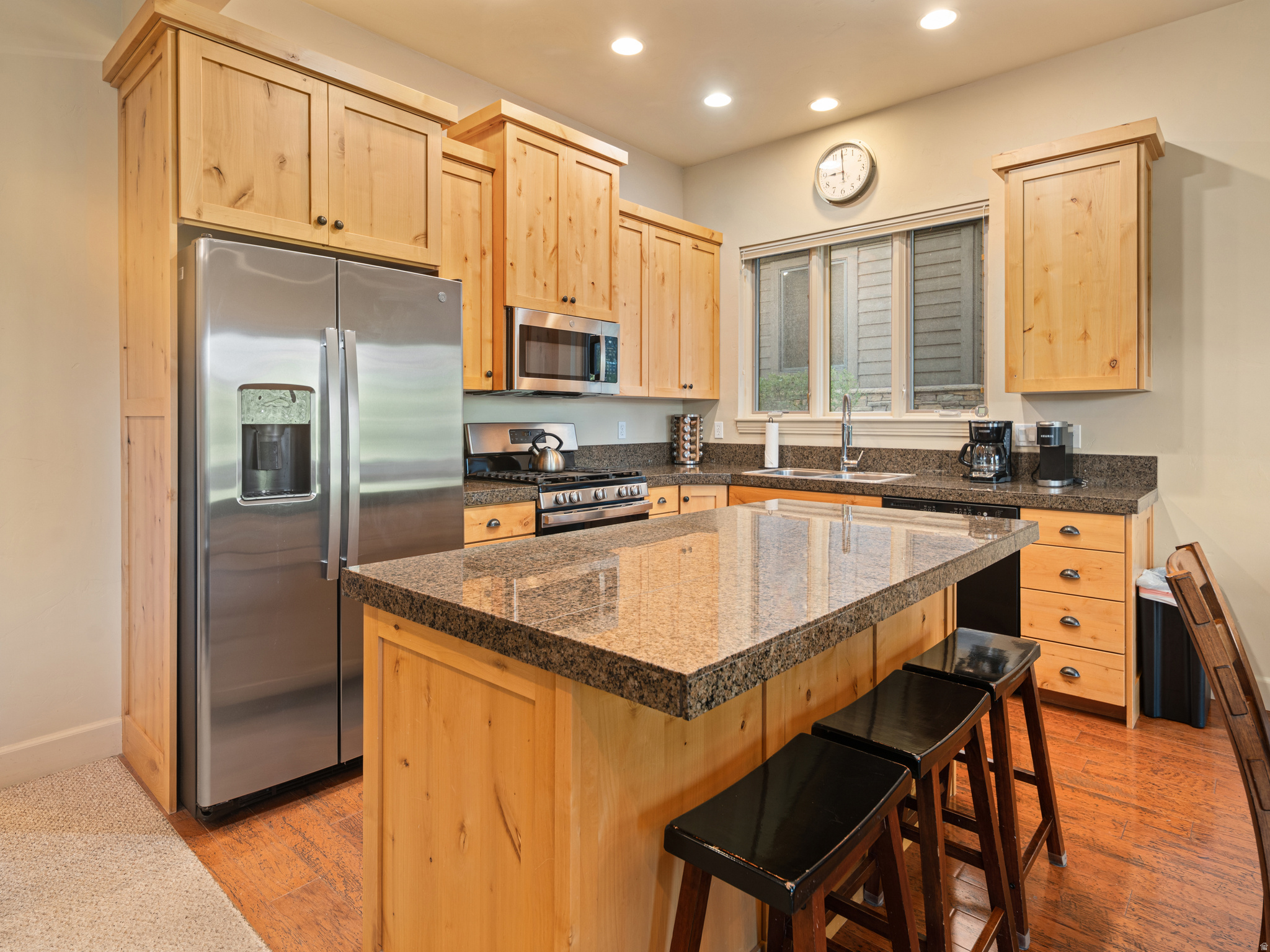 TRAPPERS RIDGE - Residential