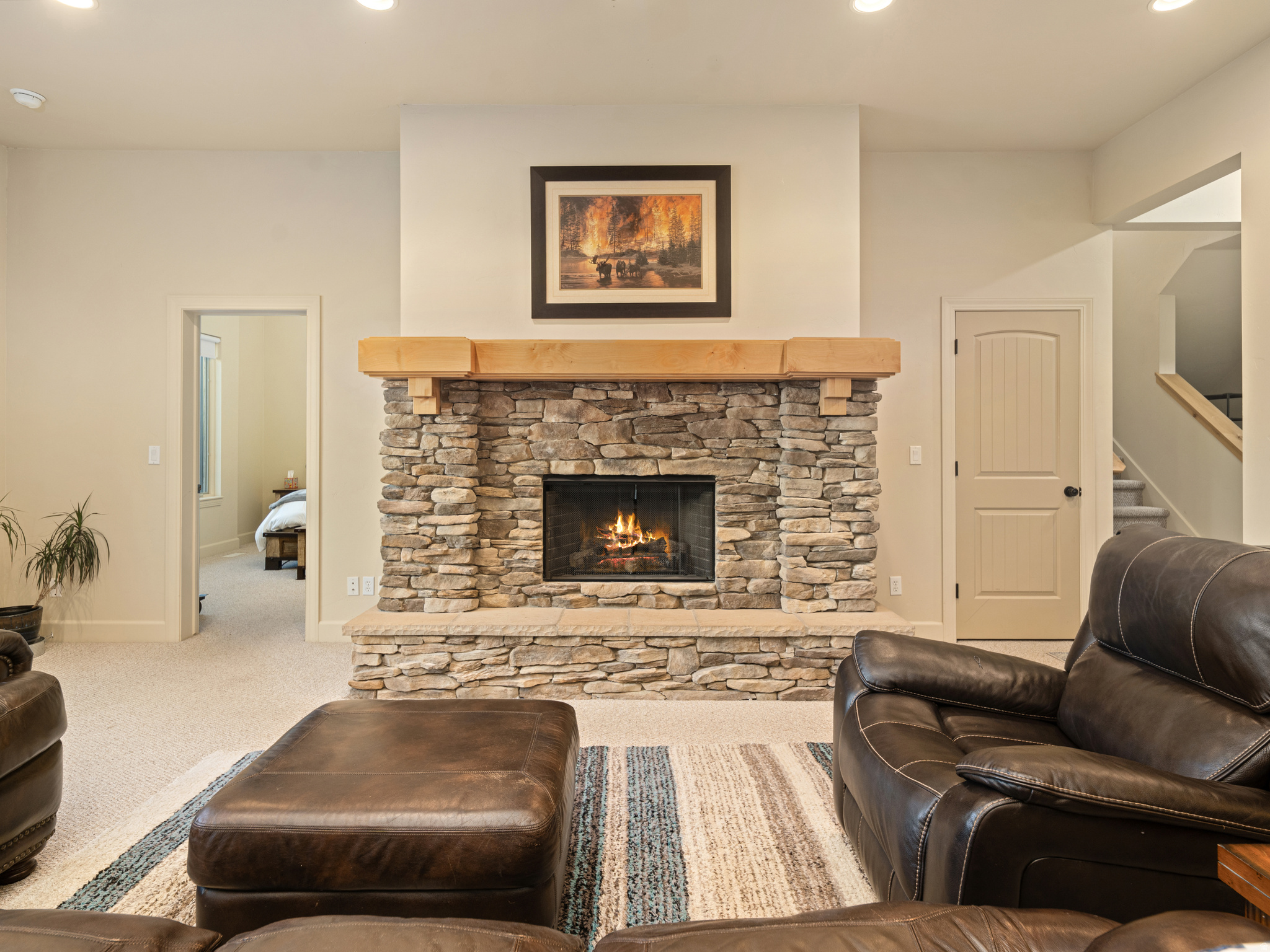 TRAPPERS RIDGE - Residential