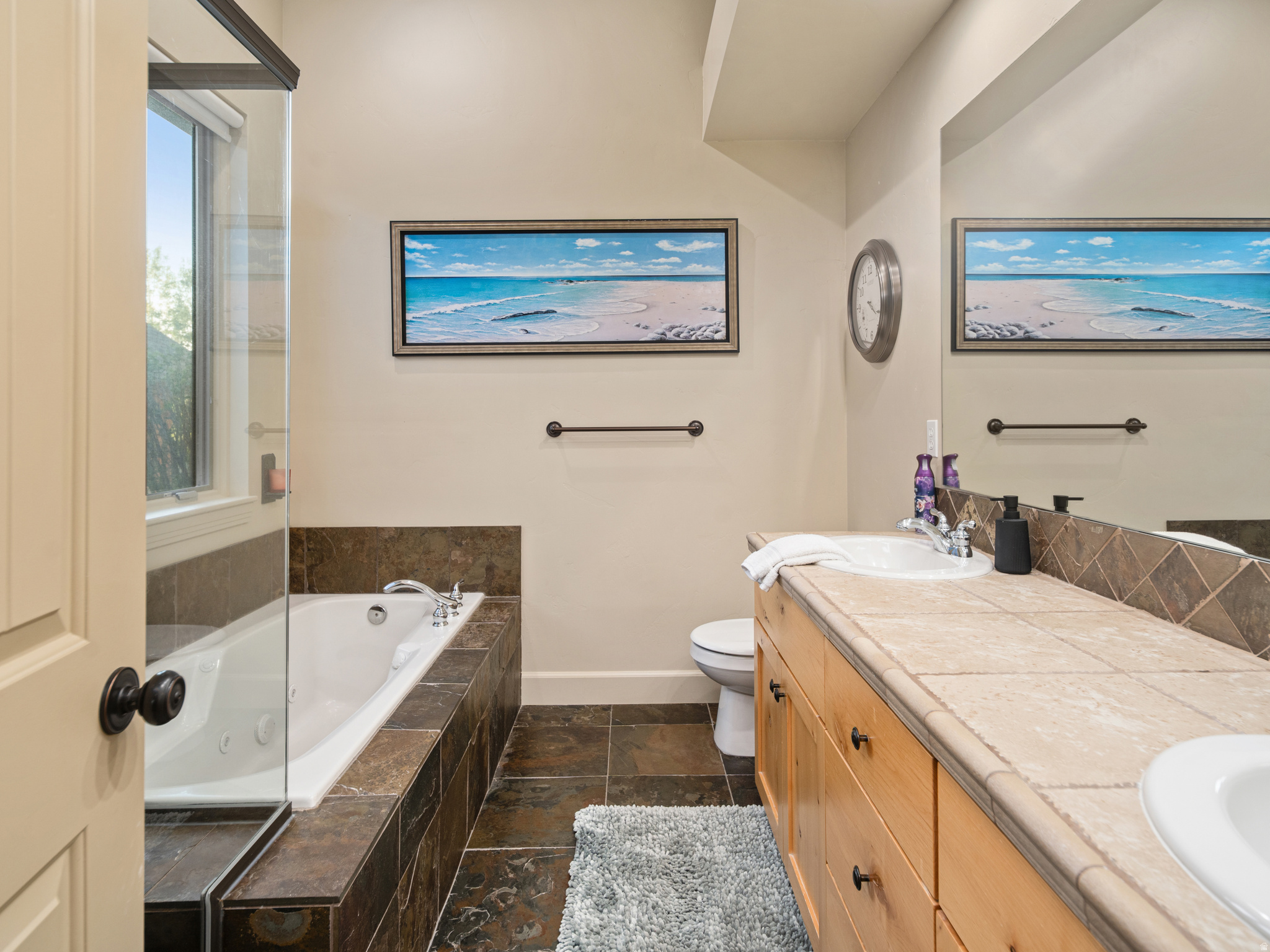TRAPPERS RIDGE - Residential