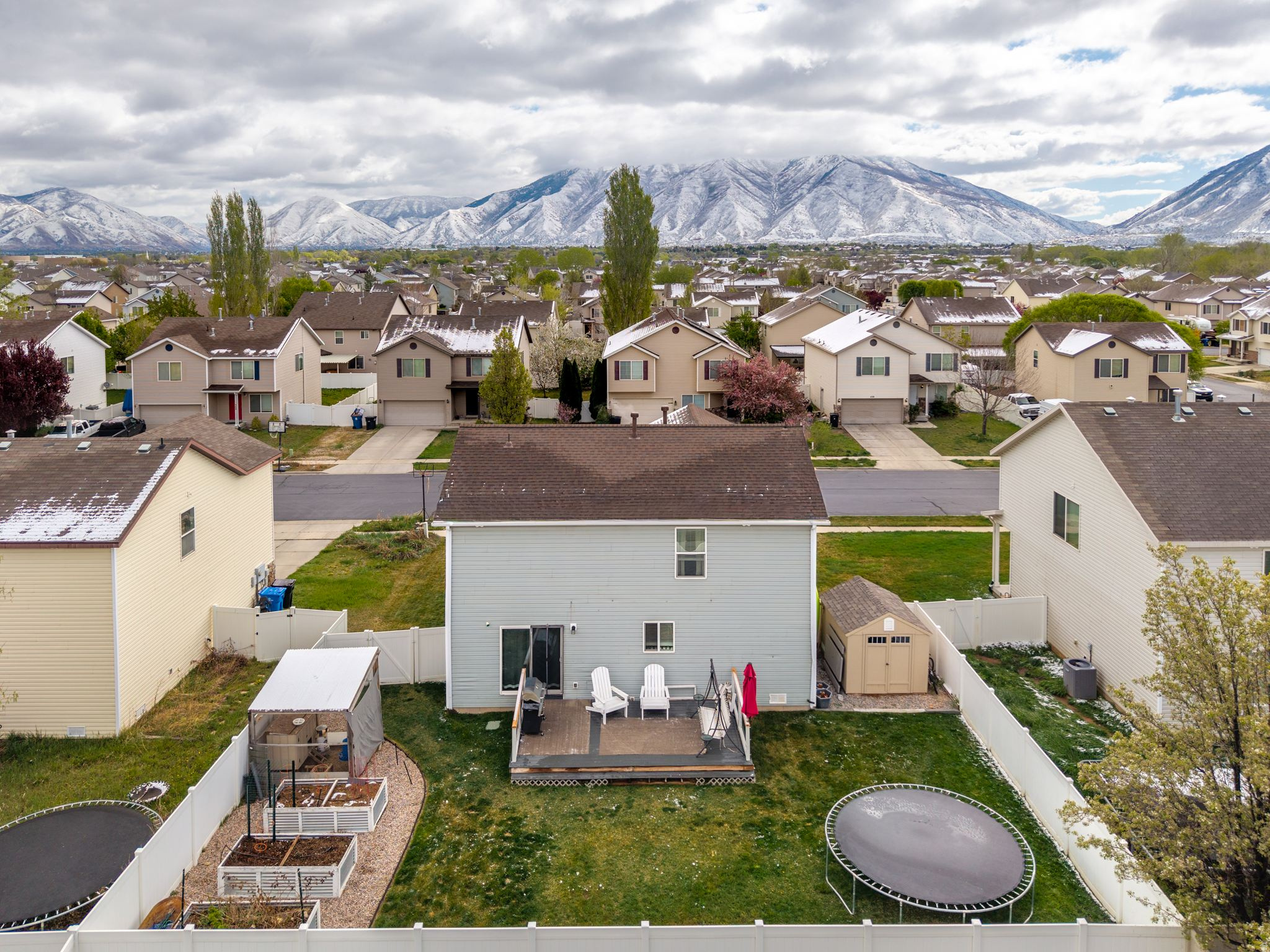 SPANISH FIELDS - Residential