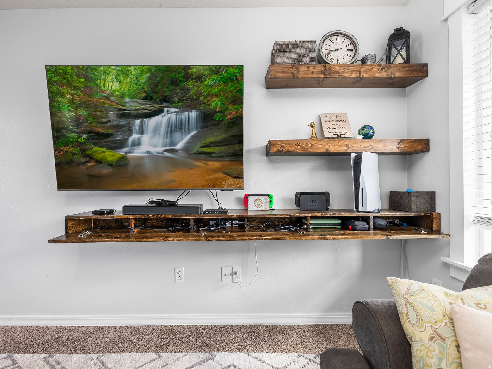 SPANISH FIELDS - Residential