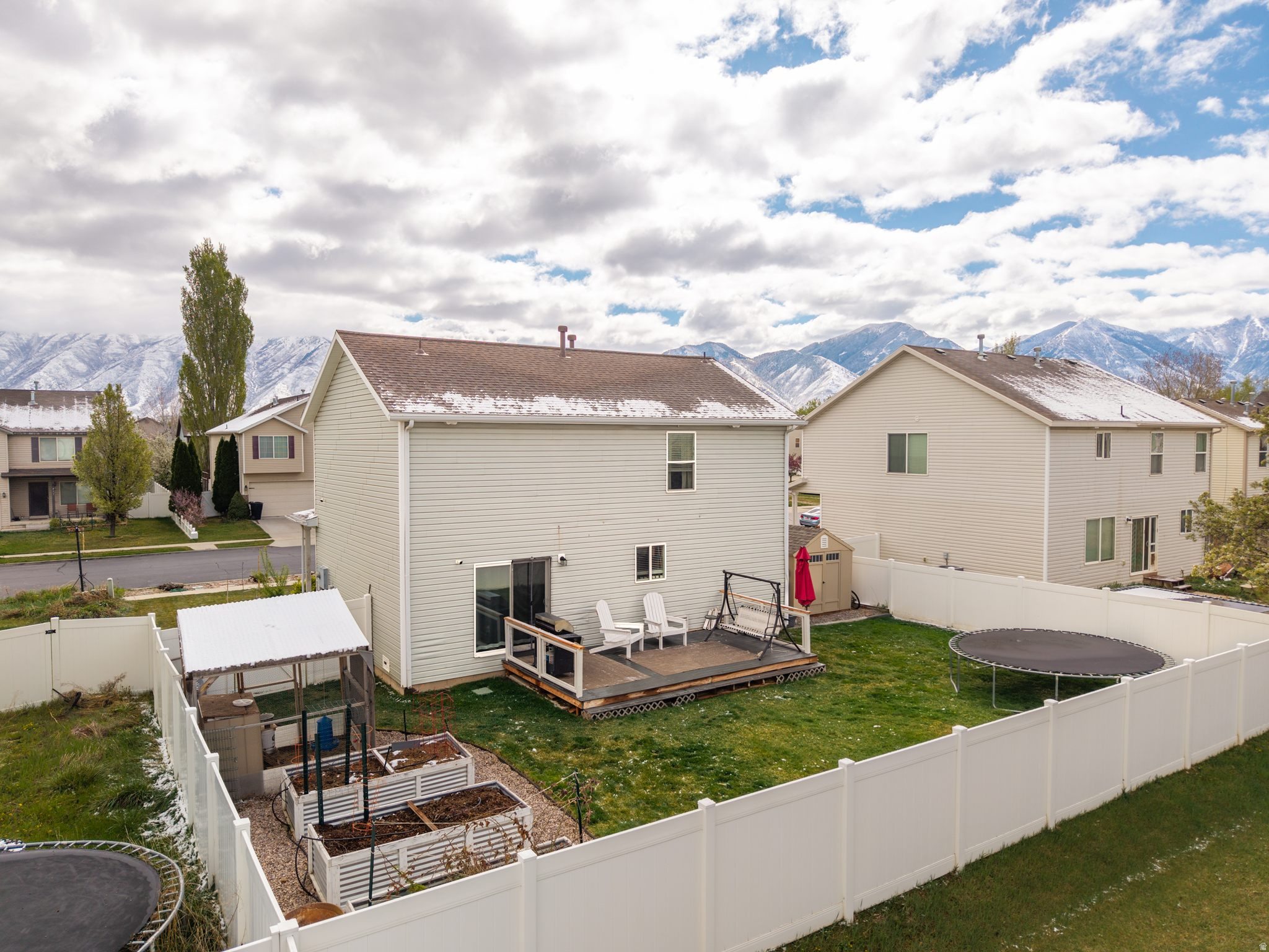SPANISH FIELDS - Residential