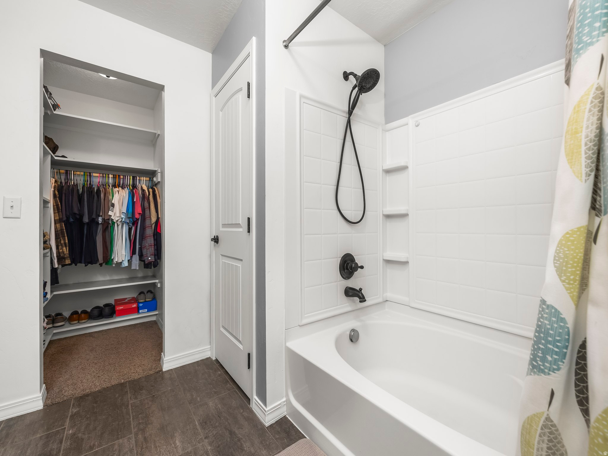 SPANISH FIELDS - Residential