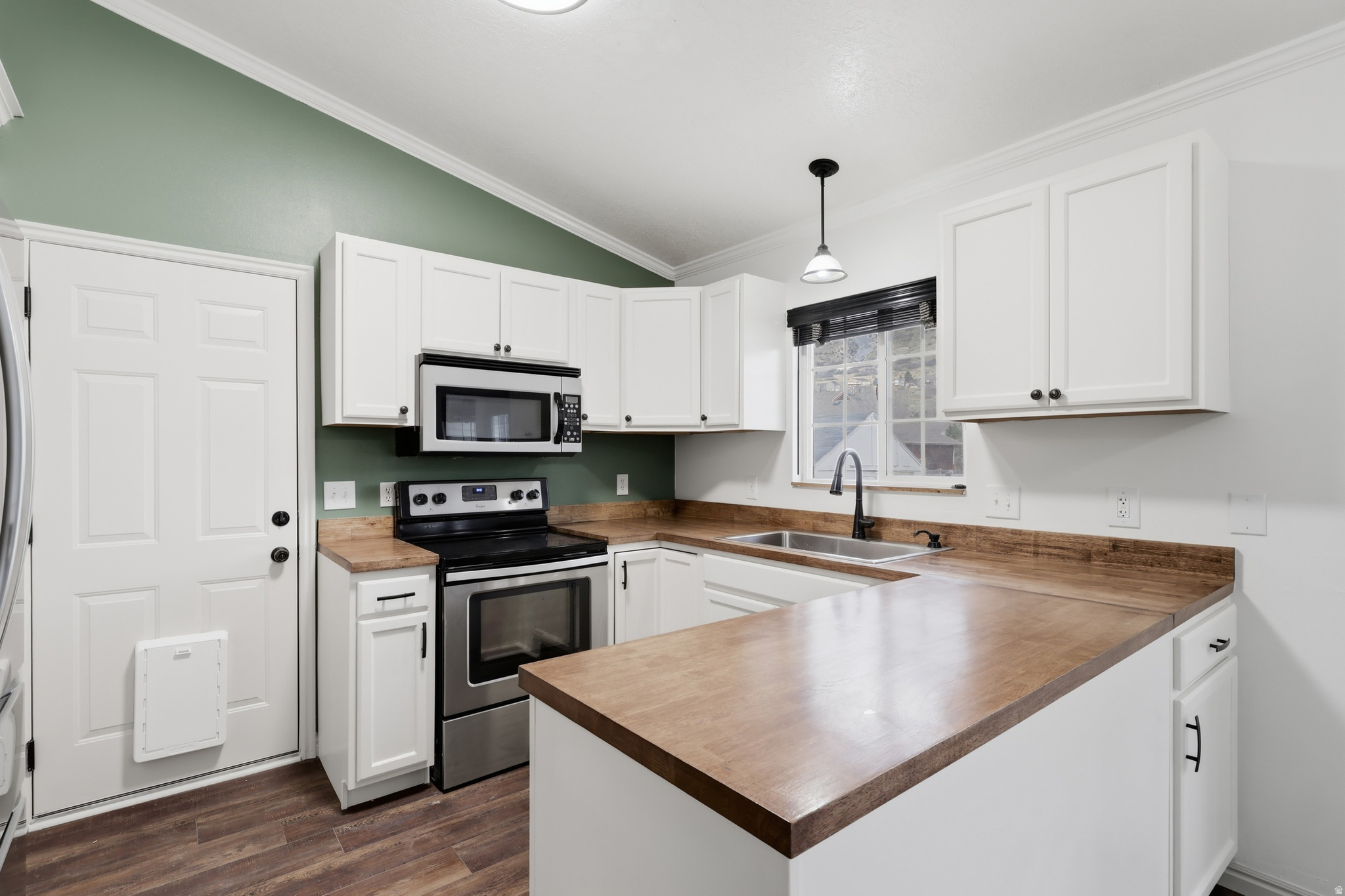 STELLA ESTATES - Residential