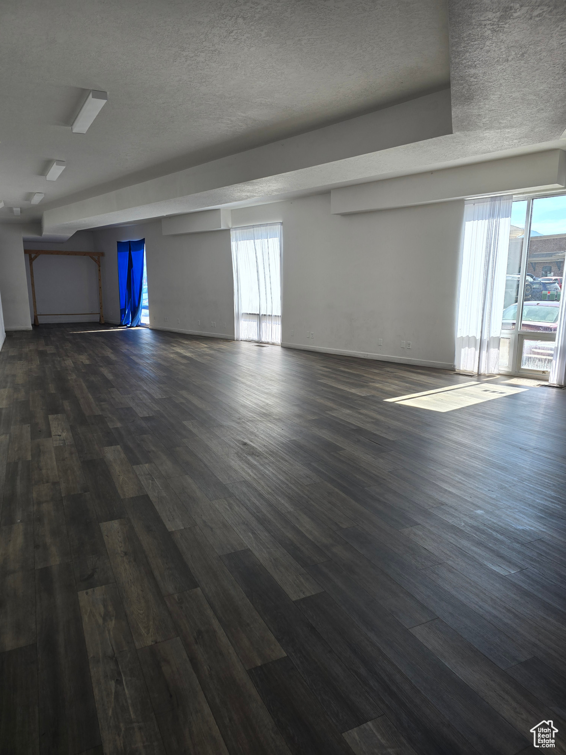 SHOPPERS VILLAGE PUD - Commercial Sale