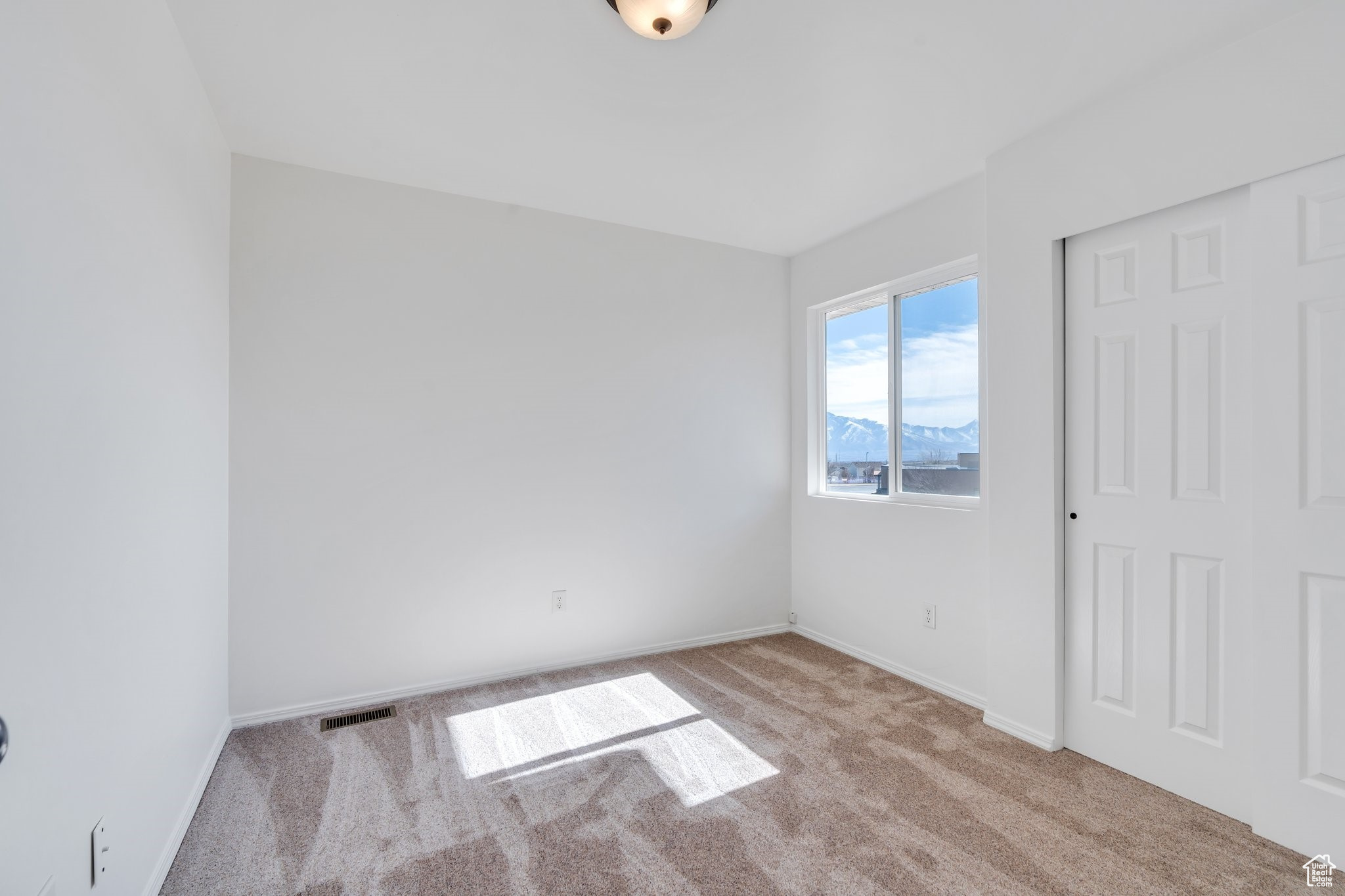 8419 S Ivy Gable Dr, West Jordan, Utah image 23