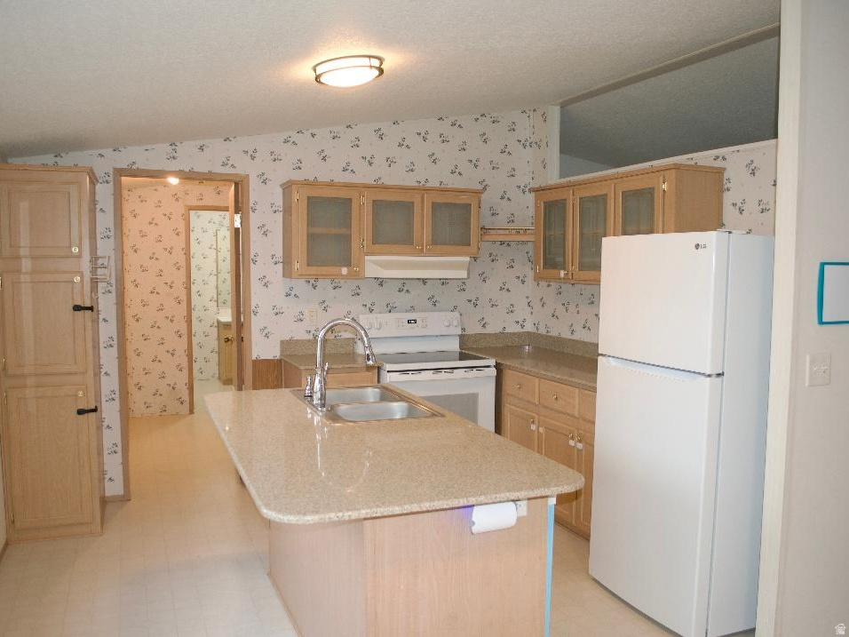 OVERPASS POINT - Residential