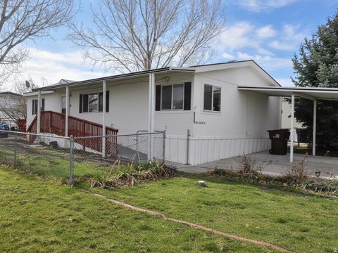 Photo of 1648 N 150 E #D043, Tooele, UT 84074 (MLS # 2130211)