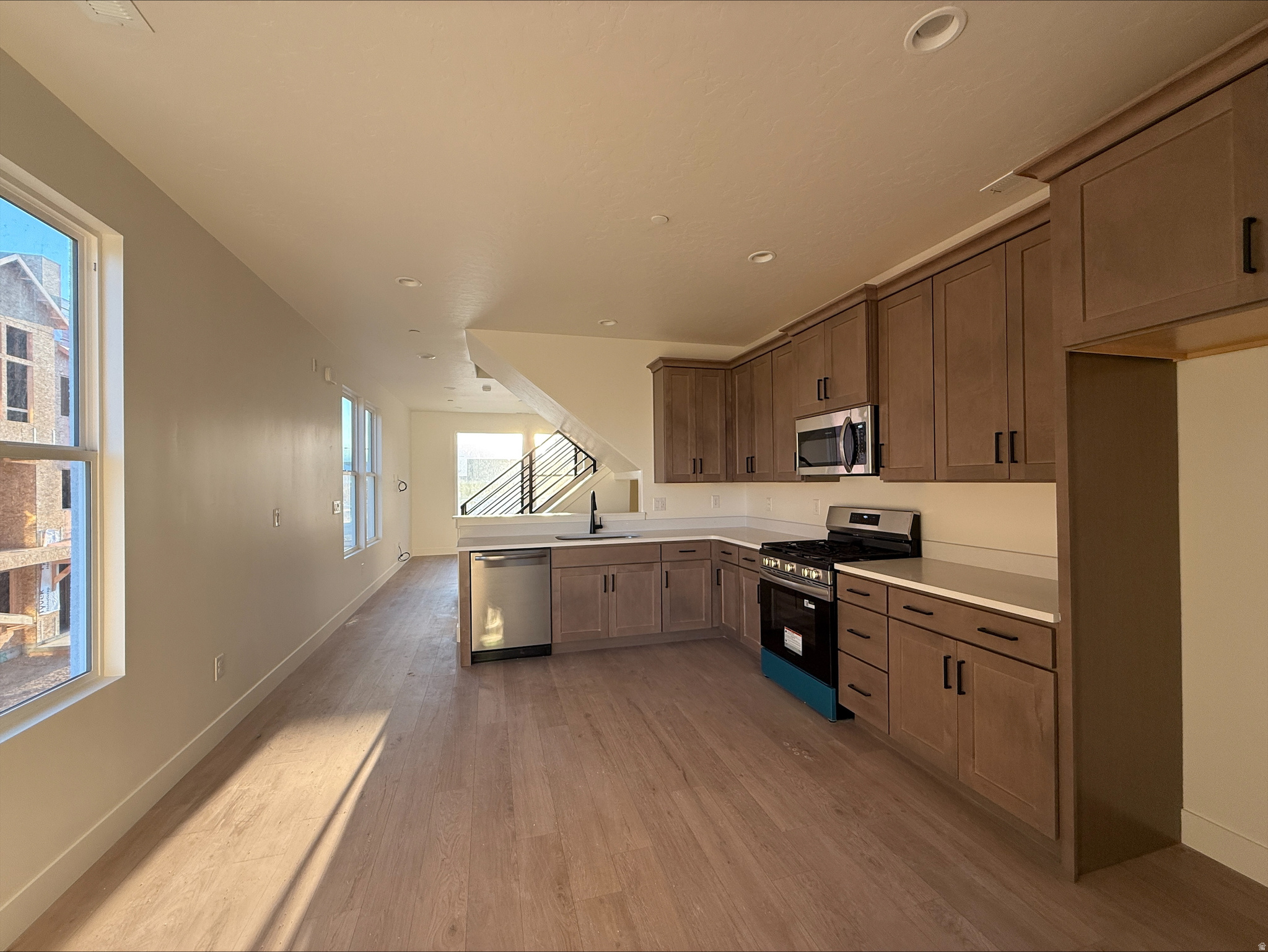 DOWNTOWN DAYBREAK - Residential