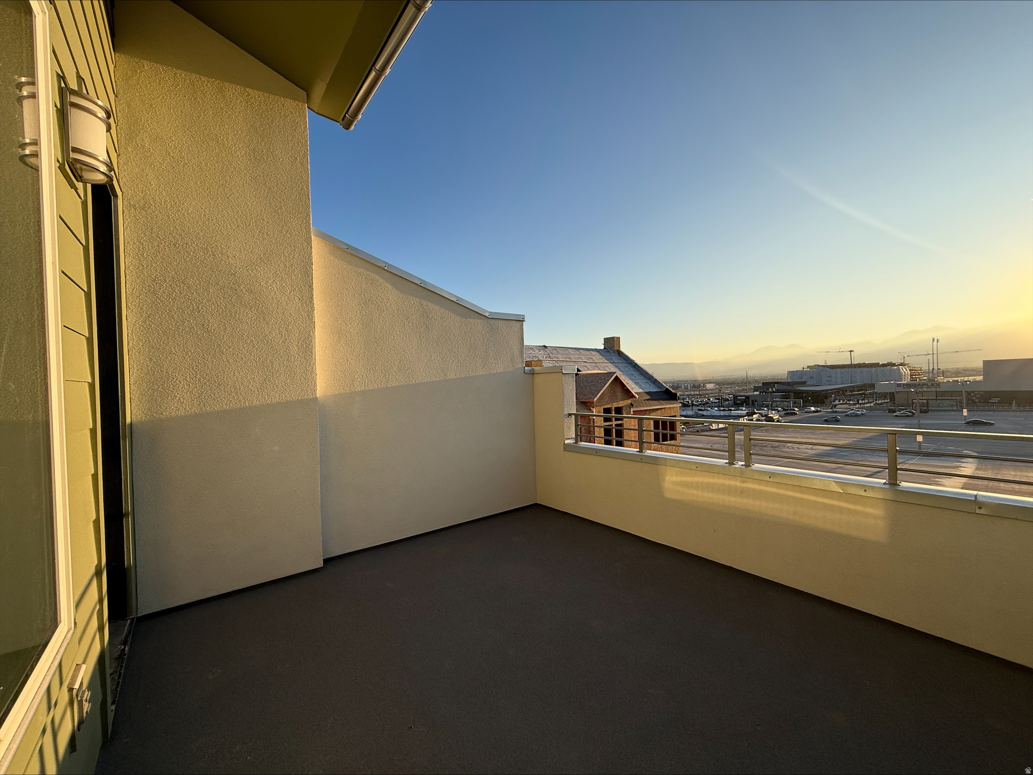 DOWNTOWN DAYBREAK - Residential