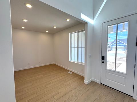 Tiny photo for 2915 N KINGBIRD DR #610, Eagle Mountain, UT 84005 (MLS # 2148406)