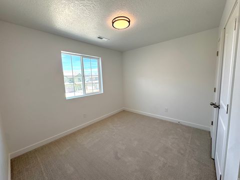 Tiny photo for 2915 N KINGBIRD DR #610, Eagle Mountain, UT 84005 (MLS # 2148406)