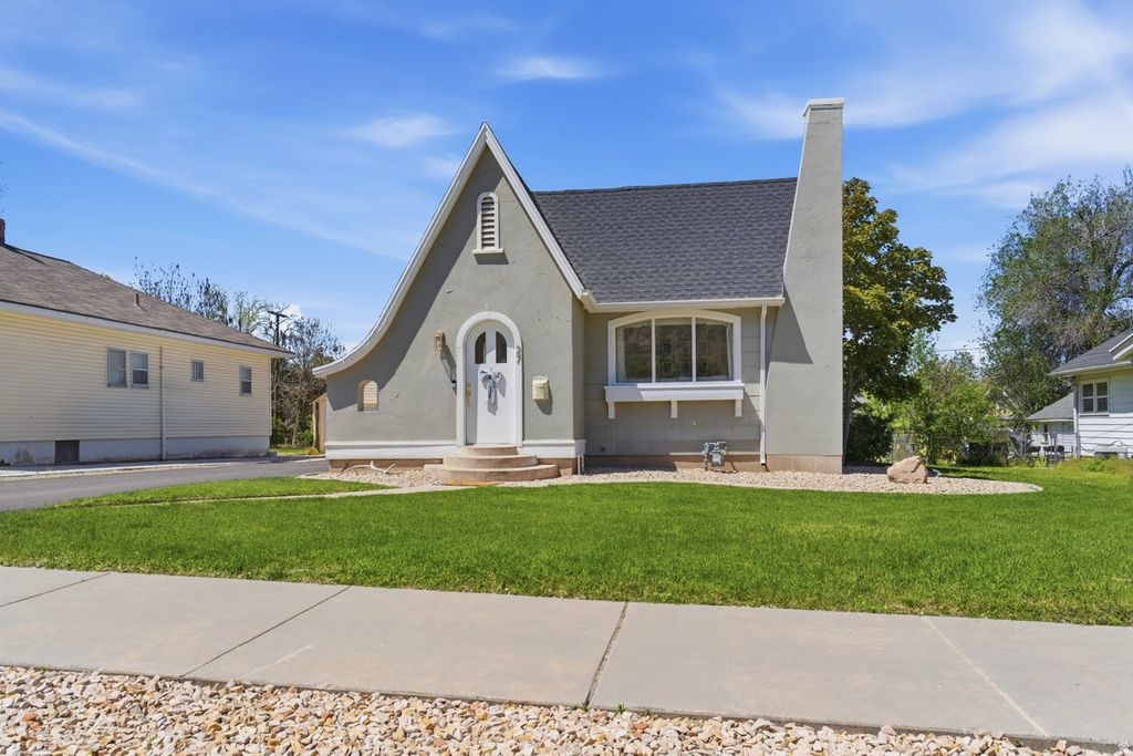 Photo of 27 N 400 E, Brigham City, UT 84302 (MLS # 2155995)