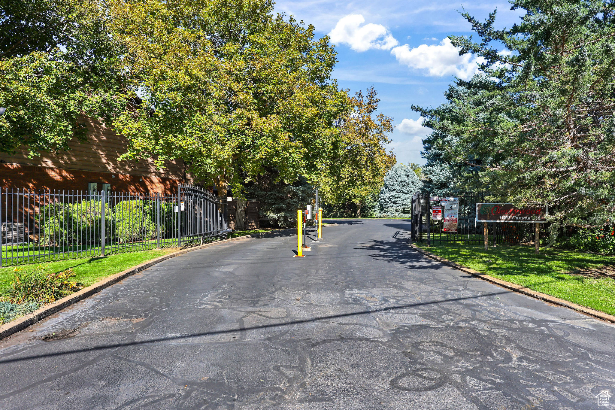 CHERRY WOOD - Residential