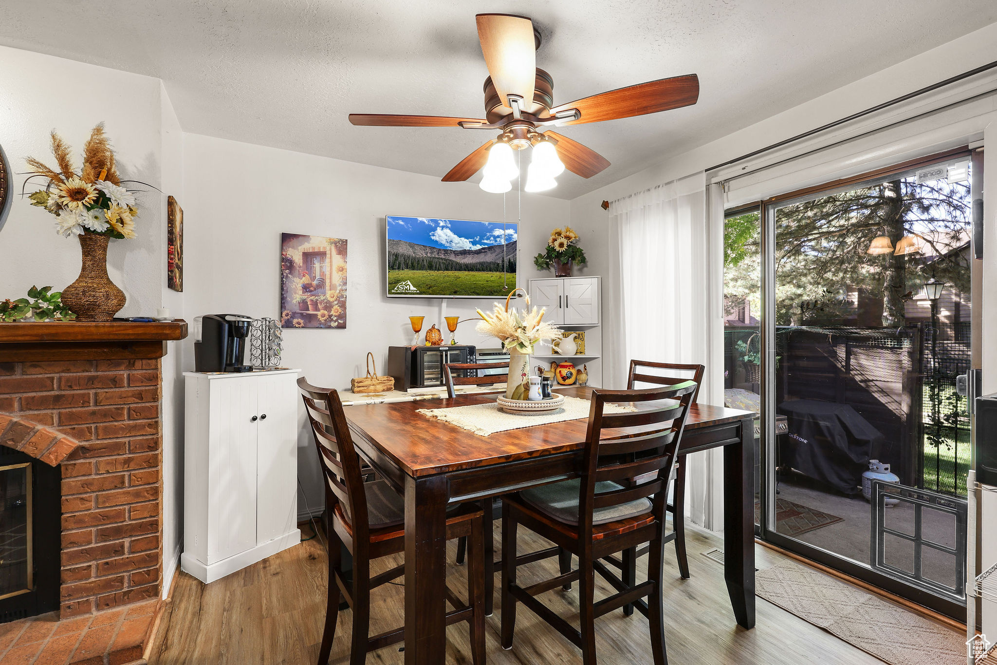 CHERRY WOOD - Residential