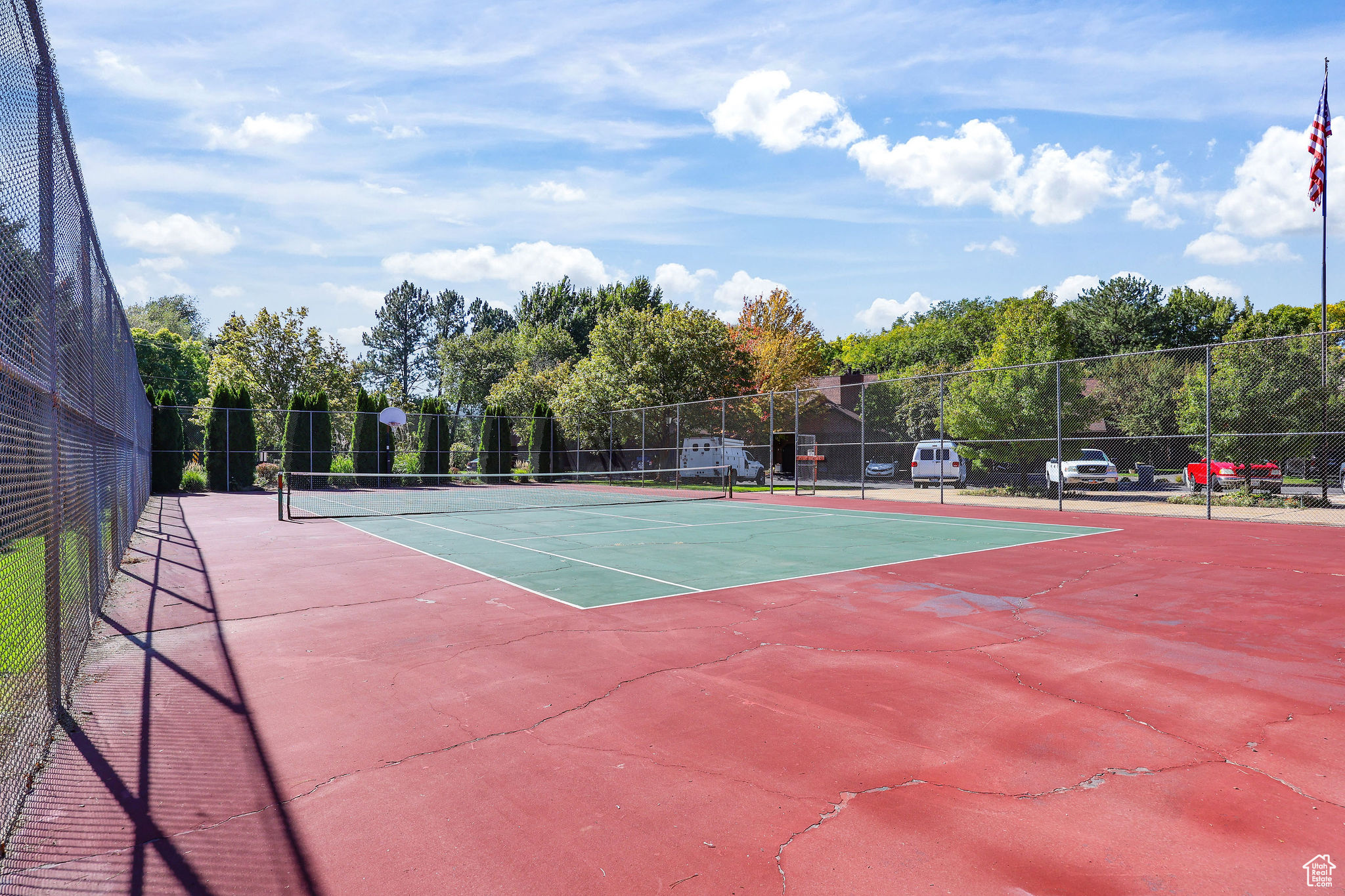 CHERRY WOOD - Residential