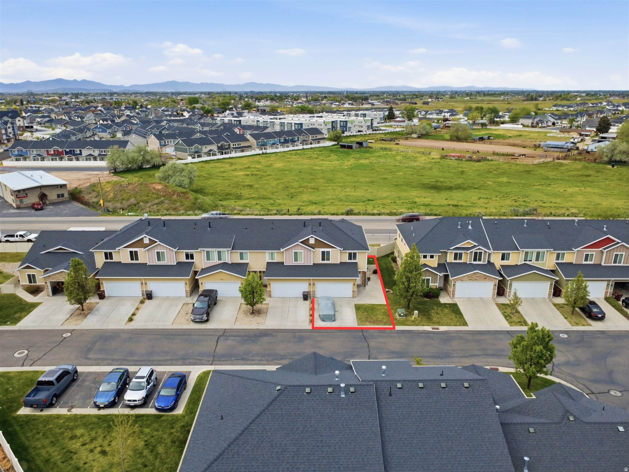 RIVERBEND - Residential