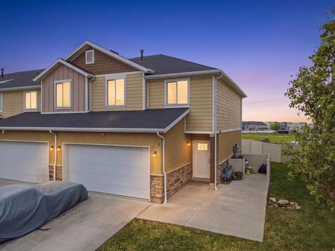 Photo of 3445 KENNA LN #1, West Haven, UT 84401 (MLS # 2152580)