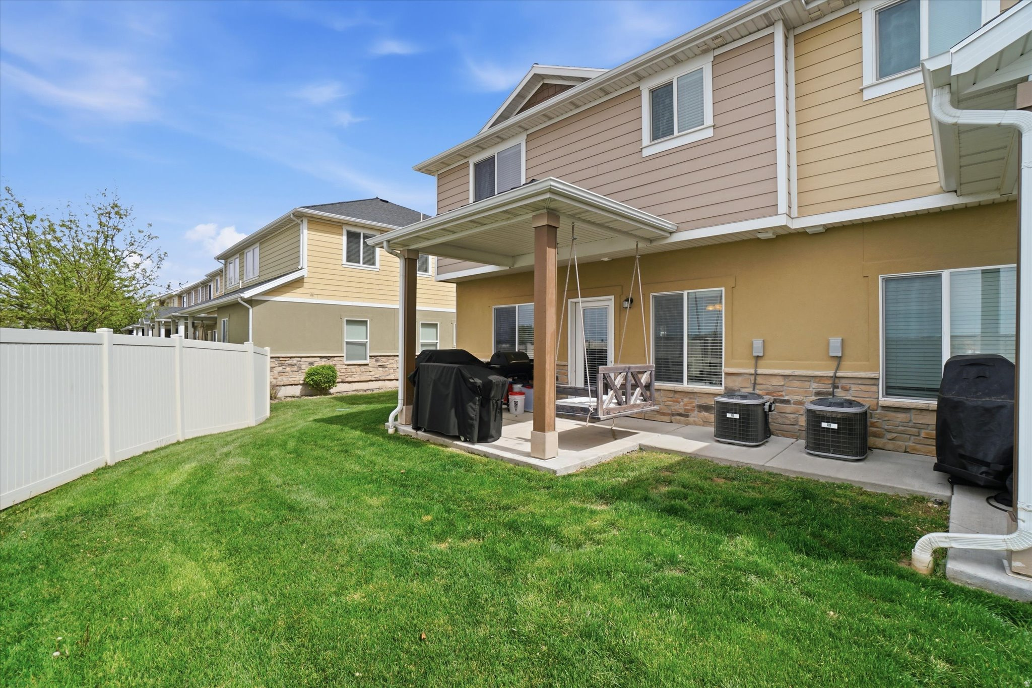 RIVERBEND - Residential