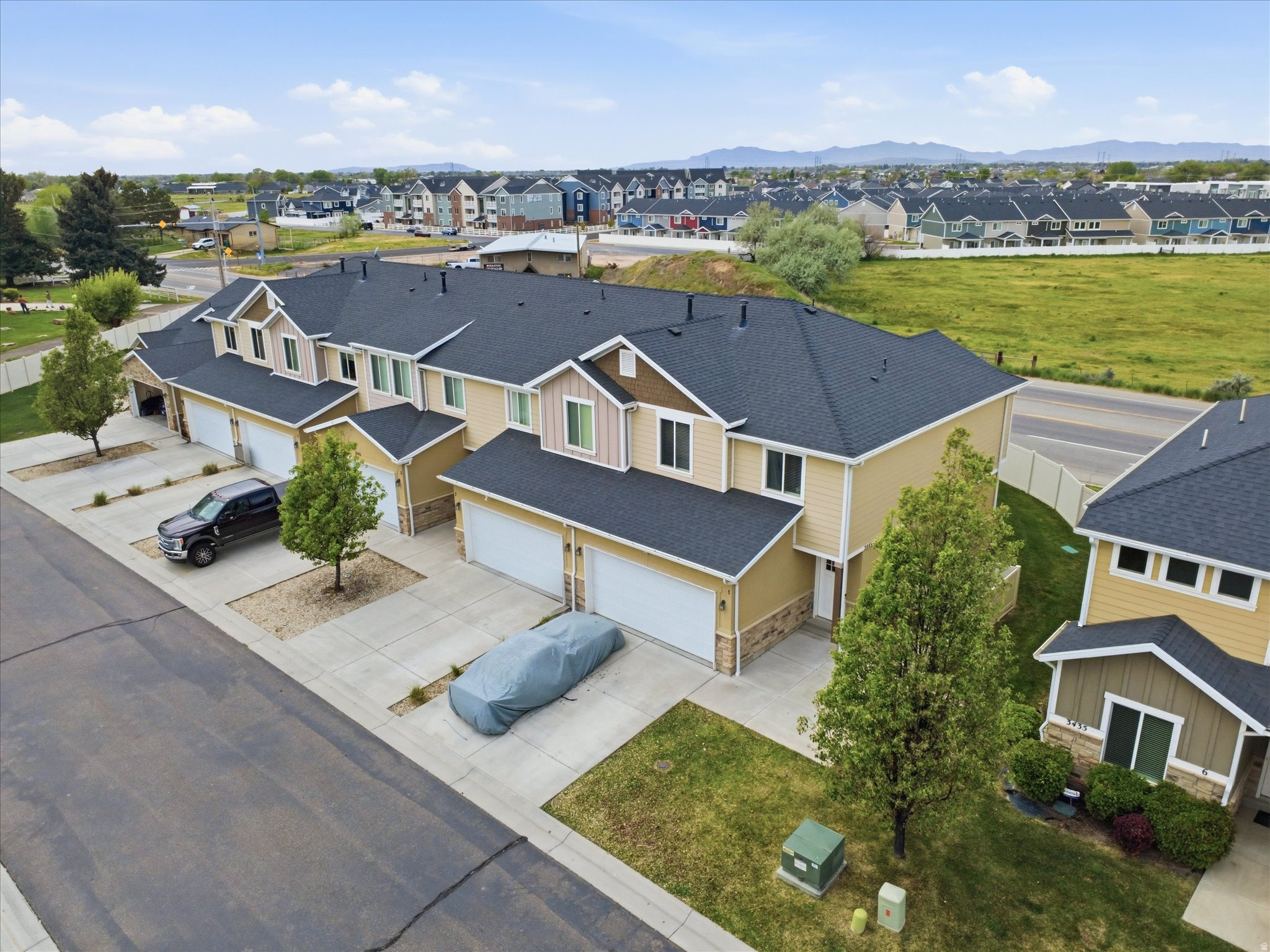 RIVERBEND - Residential