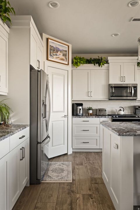 Tiny photo for 458 W SAGUARO WAY, Ivins, UT 84738 (MLS # 2126614)