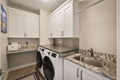 Tiny photo for 458 W SAGUARO WAY, Ivins, UT 84738 (MLS # 2126614)