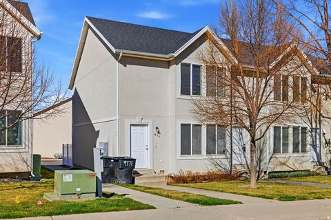 Tiny photo for 977 E 100 S, Payson, UT 84651 (MLS # 2143767)