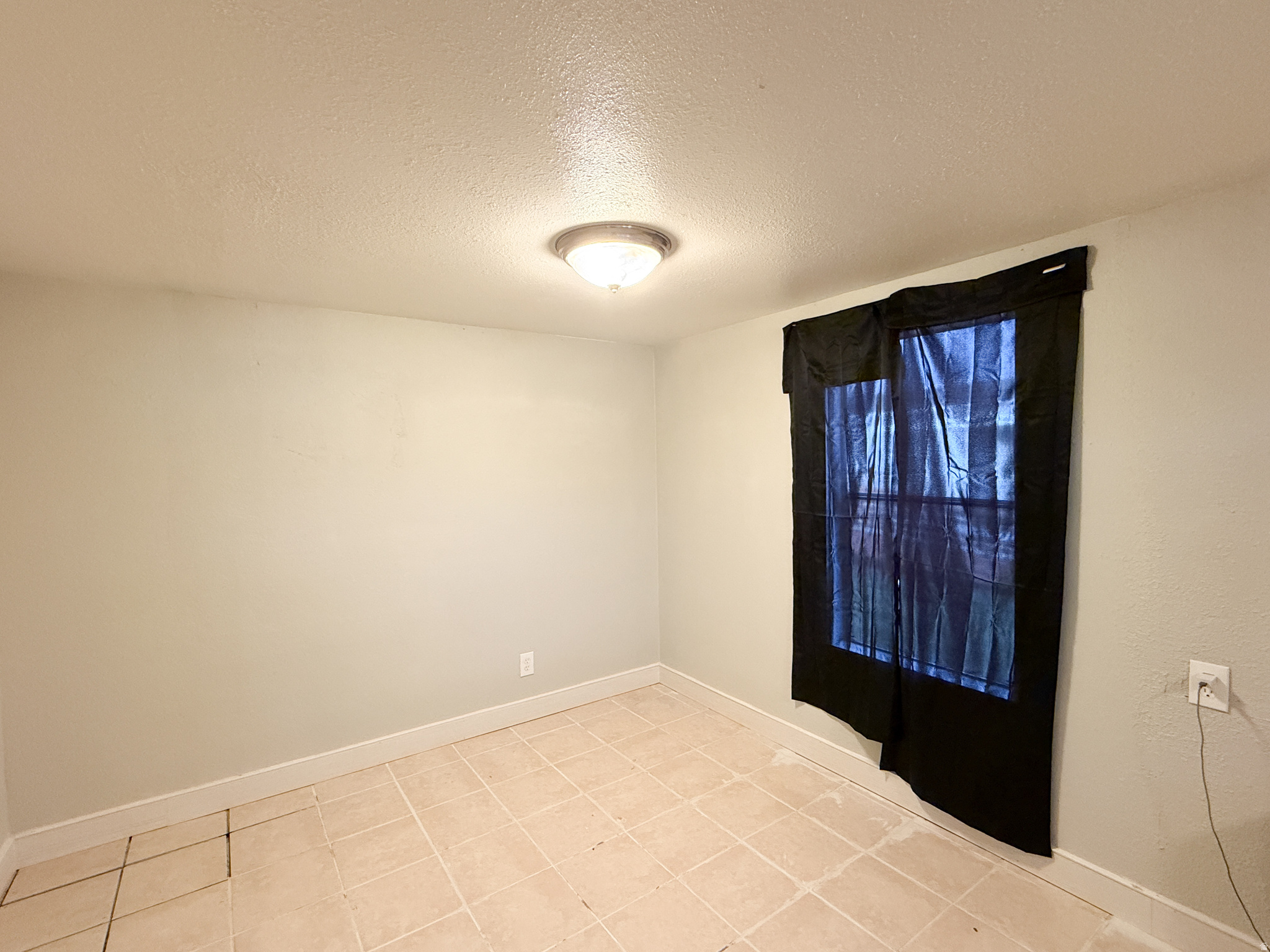 TOWN AND COUNTRY ESTATES - Residential