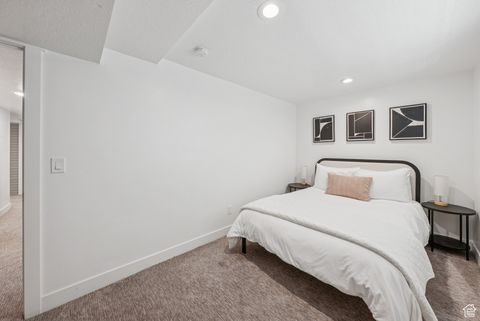 Tiny photo for 3554 E SUNILAND CIR S, Salt Lake City, UT 84109 (MLS # 2116266)