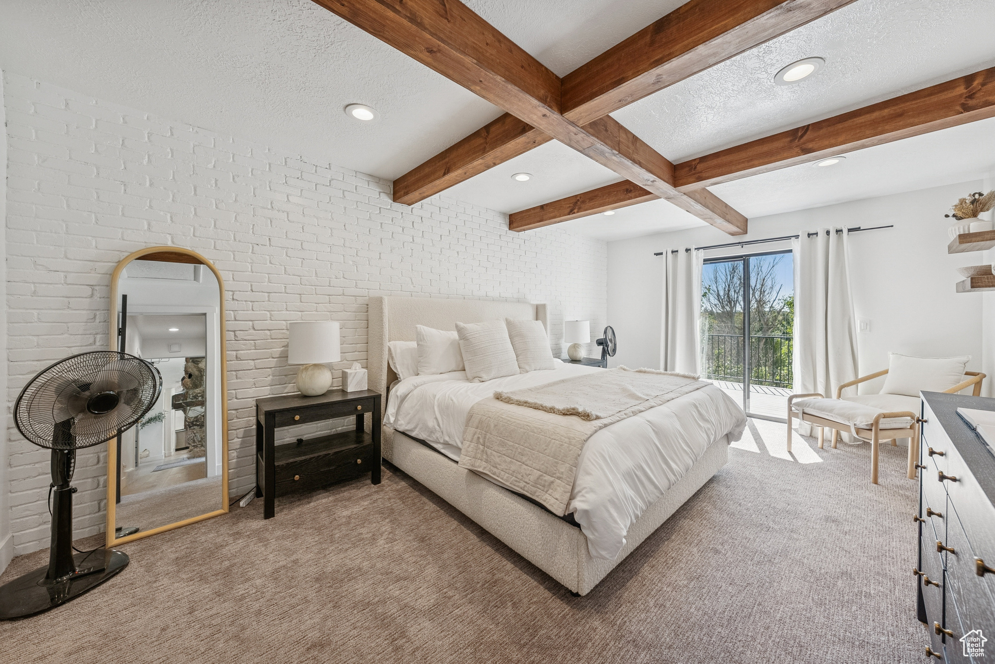 MOUNT OLYMPUS HTS - Residential