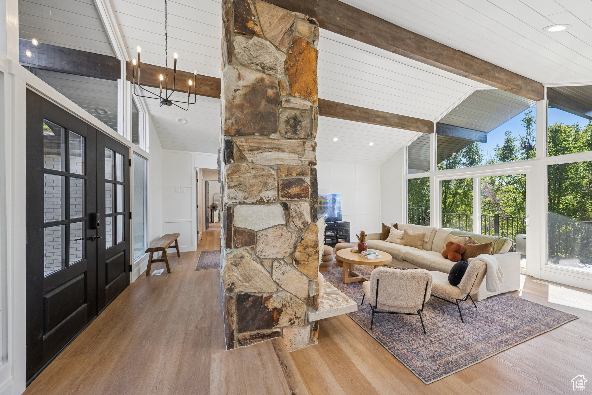 MOUNT OLYMPUS HTS - Residential