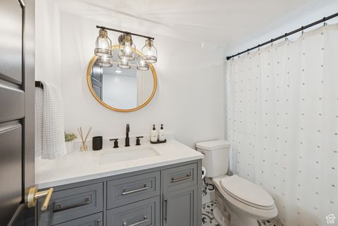 Tiny photo for 3554 E SUNILAND CIR S, Salt Lake City, UT 84109 (MLS # 2116266)