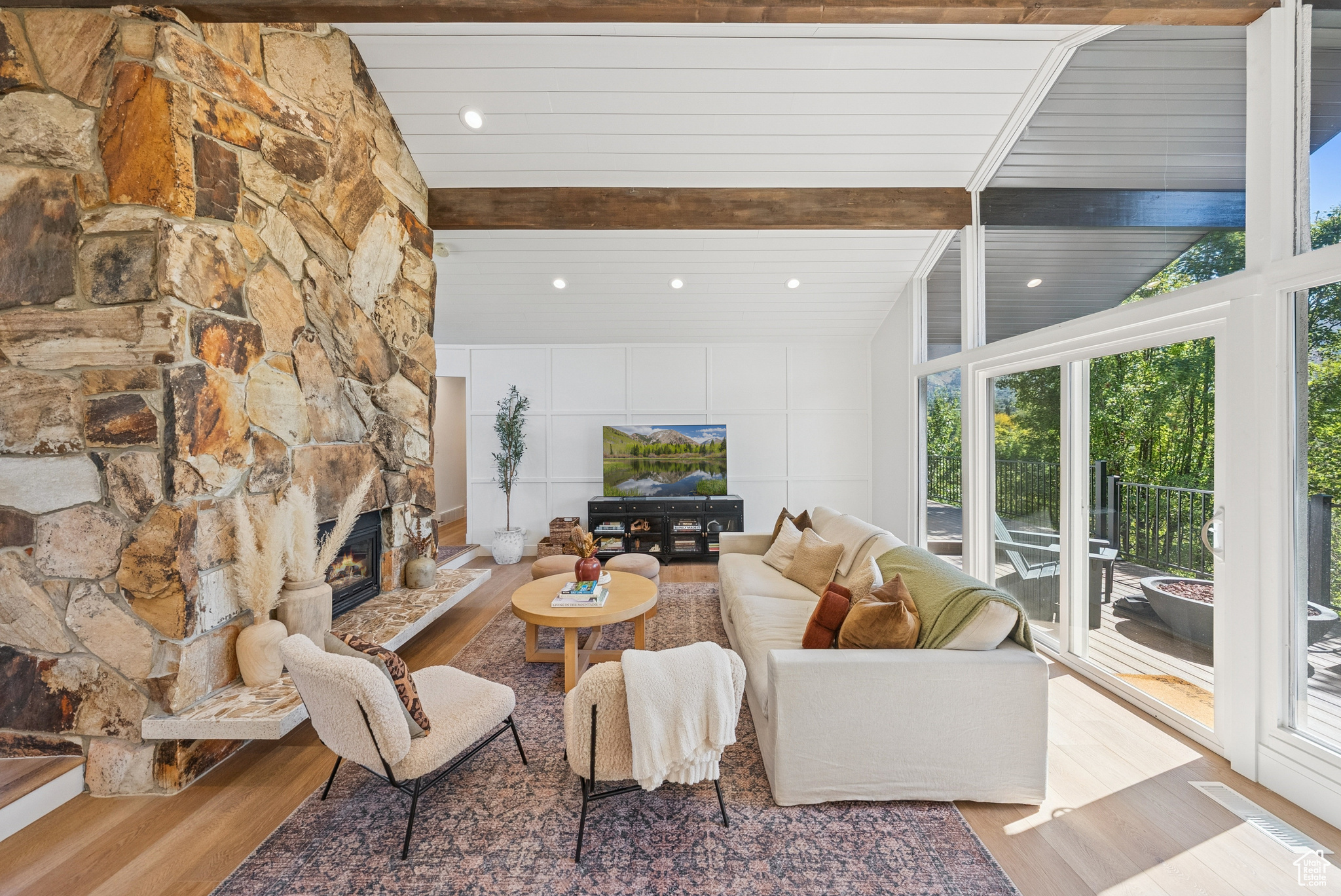MOUNT OLYMPUS HTS - Residential
