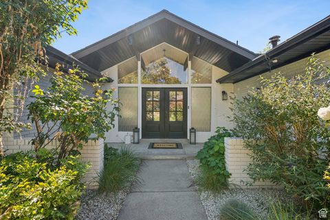 Tiny photo for 3554 E SUNILAND CIR S, Salt Lake City, UT 84109 (MLS # 2116266)