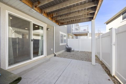 Tiny photo for 14443 S QUIET SHADE DR, Herriman, UT 84096 (MLS # 2135608)